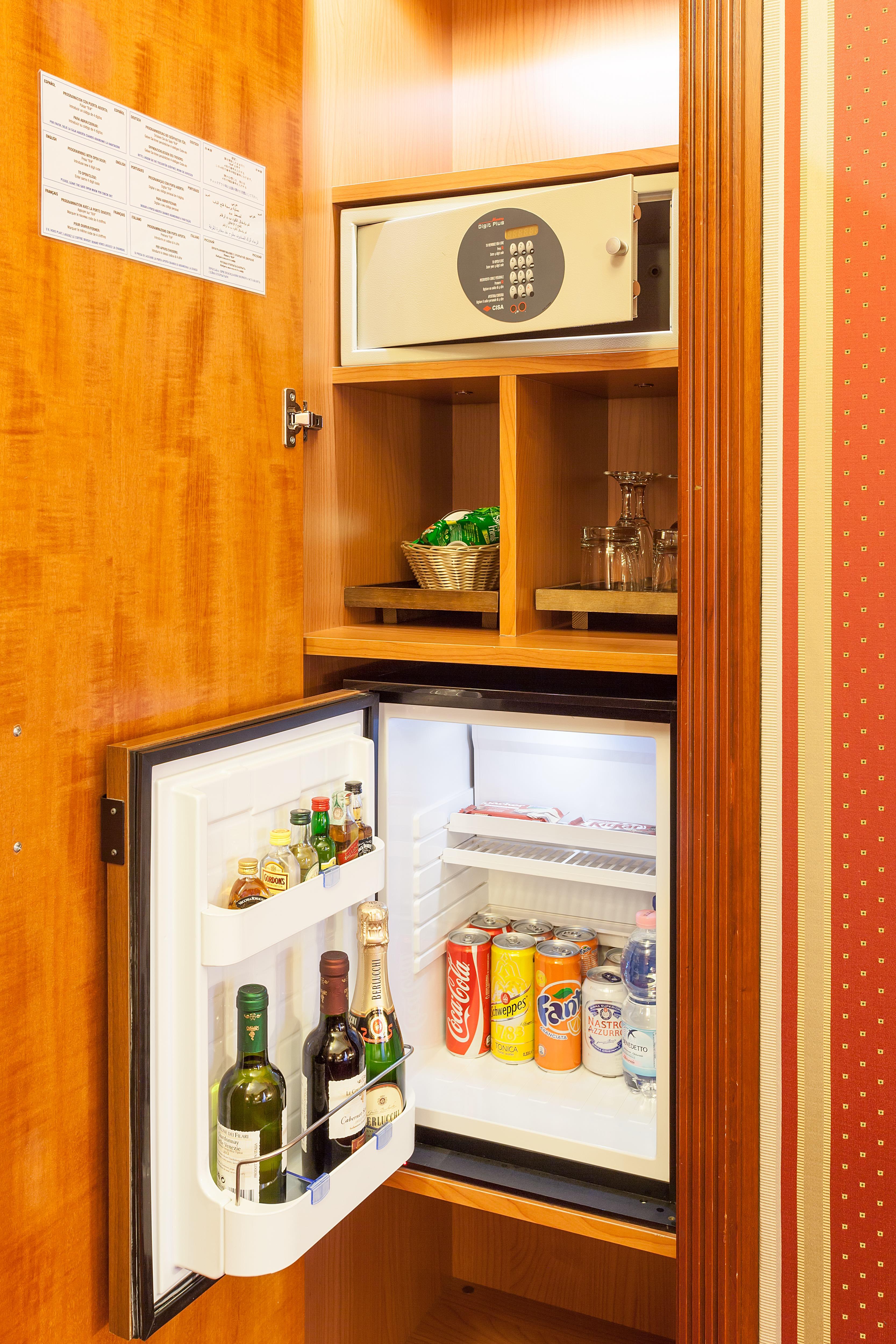 Hotel Manfredi Suite In Roma Ngoại thất bức ảnh