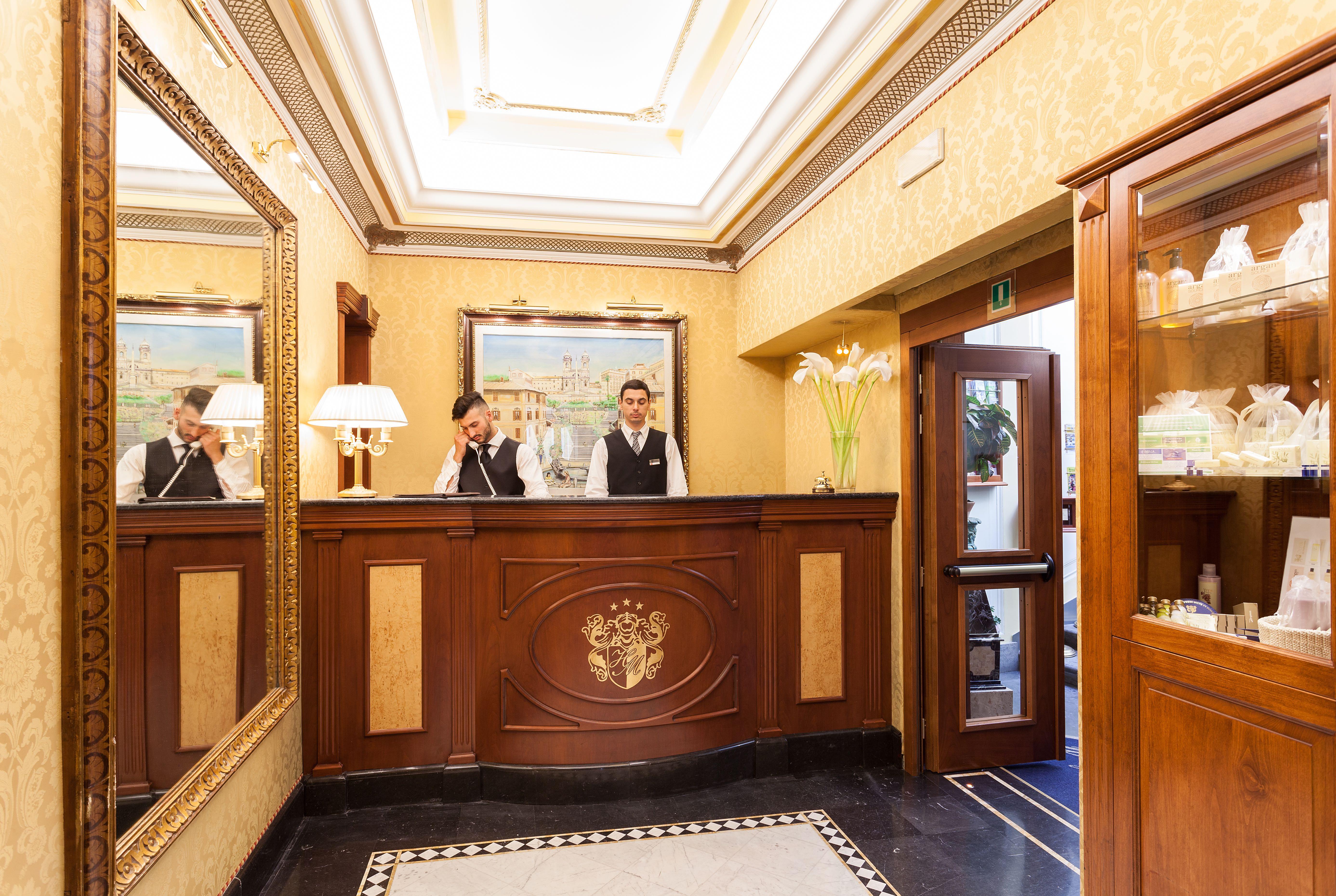 Hotel Manfredi Suite In Roma Ngoại thất bức ảnh